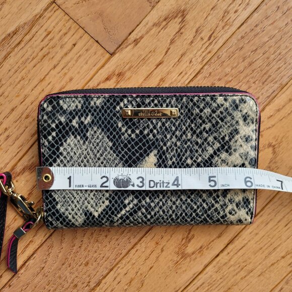 Stella & Dot Wallet Snakeskin Wristlet Full Zip - Picture 9 of 10